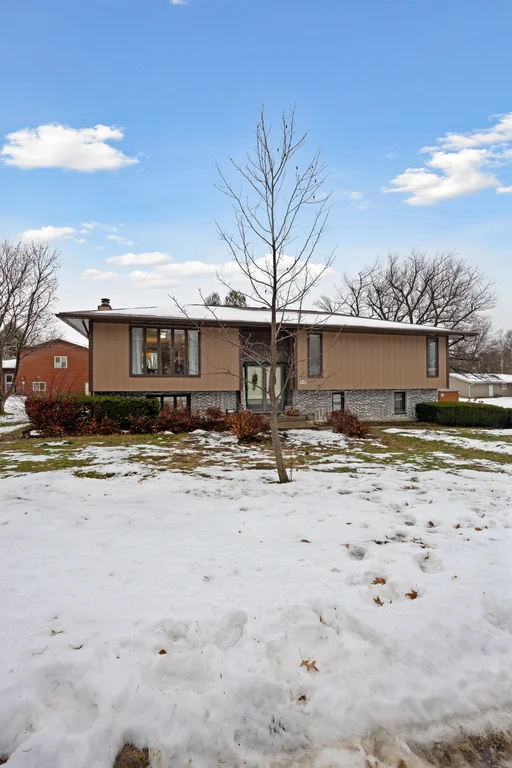 914_8th_St (3 of 32)