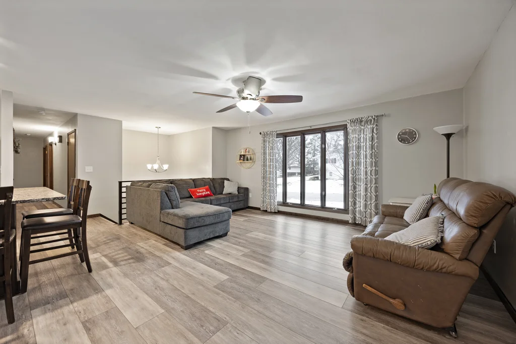 914_8th_St (6 of 32)