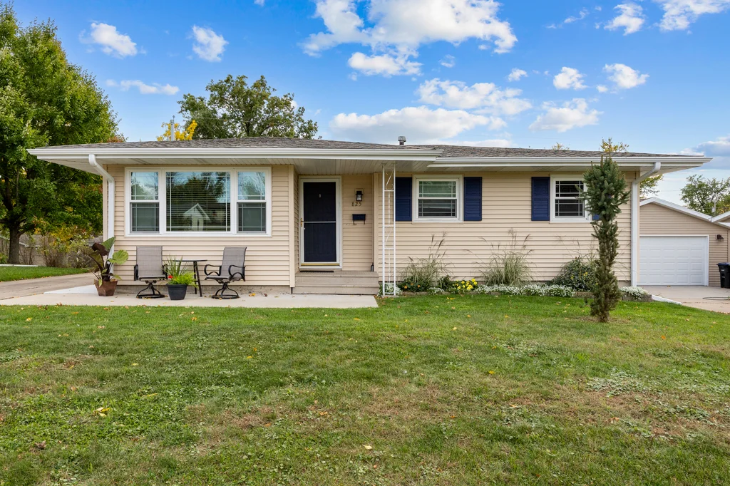825_Westview_Dr (2 of 25)