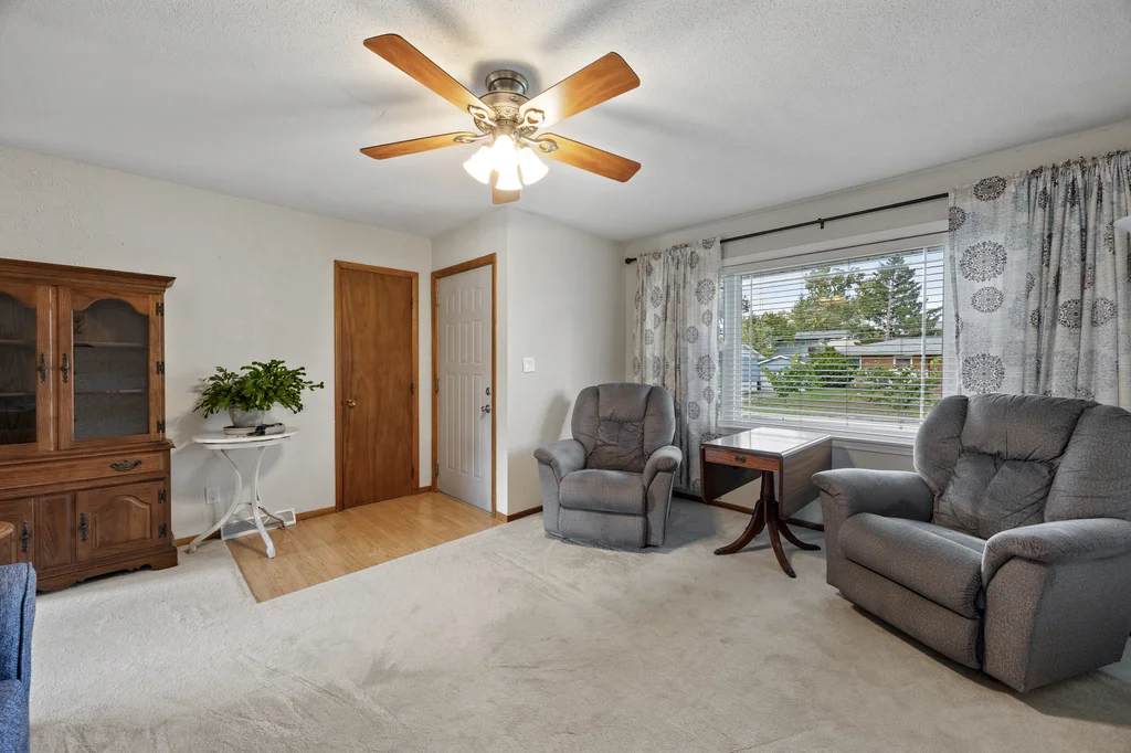 825_Westview_Dr (6 of 25)