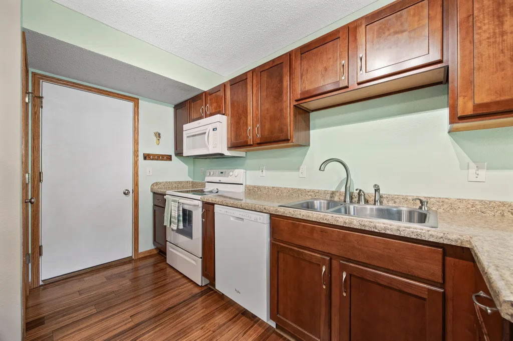 2325_Mulberry_St_4 (10 of 25)