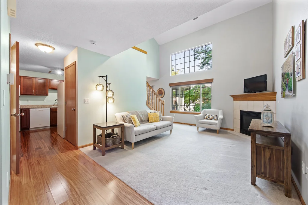 2325_Mulberry_St_4 (3 of 25)
