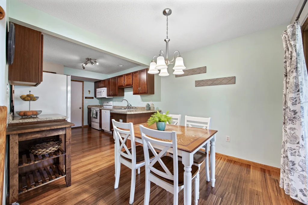 2325_Mulberry_St_4 (7 of 25)
