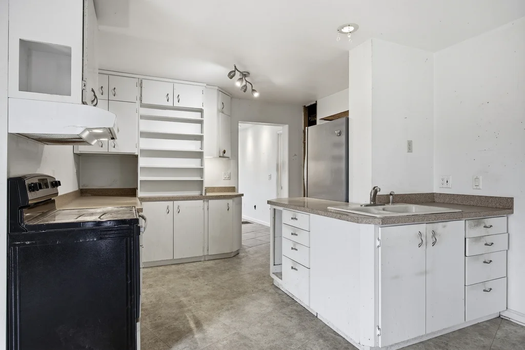 1117_St_Clement_St-05