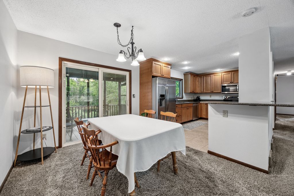 812_Keswick_Dr (6 of 25)