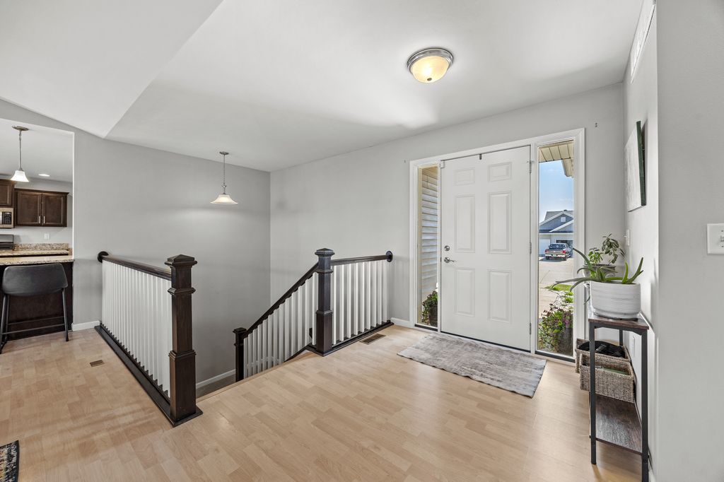 1218_Langenberg_Ave-03