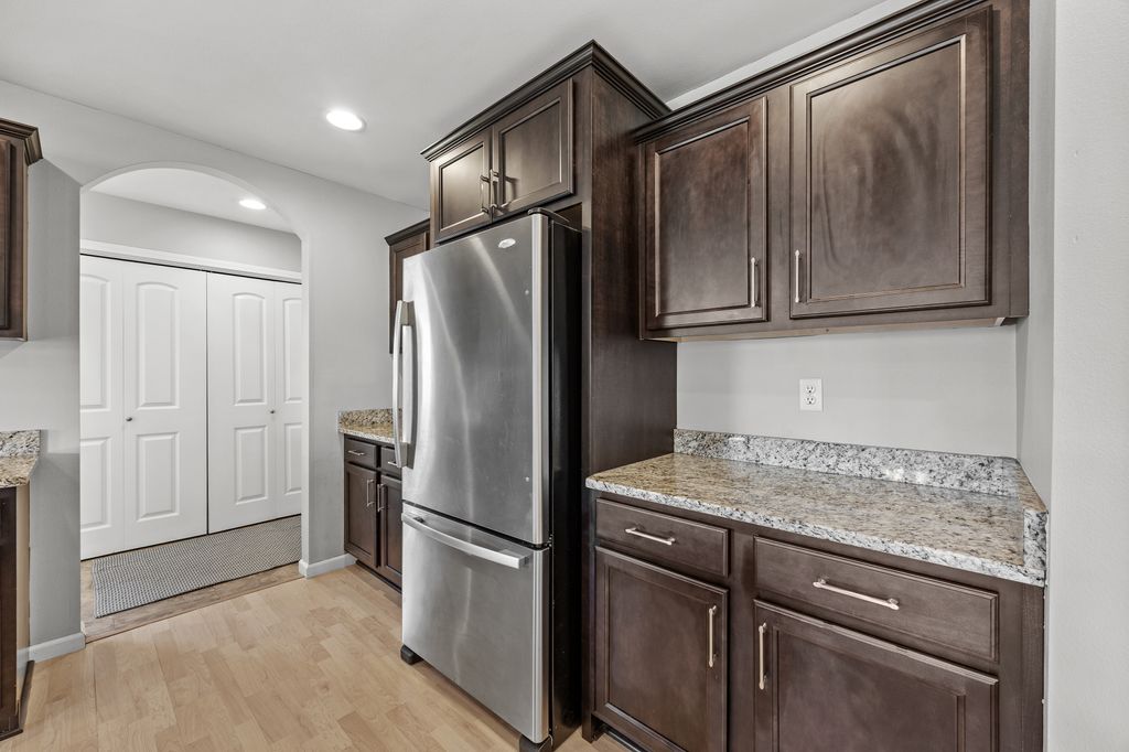 1218_Langenberg_Ave-10