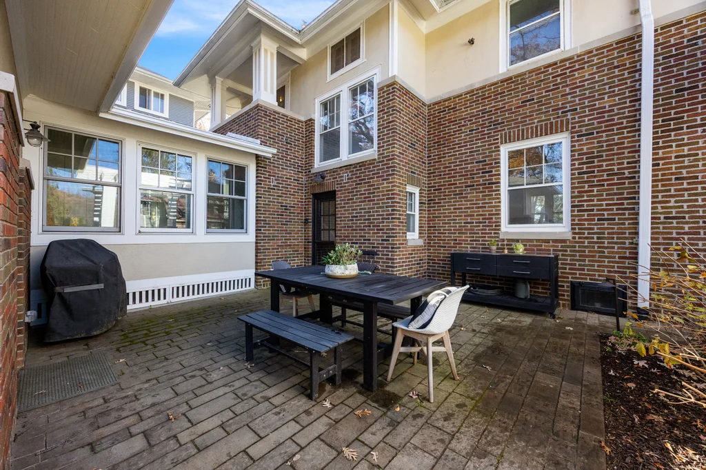 8_Bella_Vista_Pl-EXT (3 of 16)