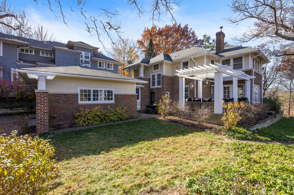 8_Bella_Vista_Pl-EXT (5 of 16)