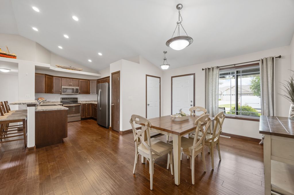 4134_Garnet_Cir (2 of 37)