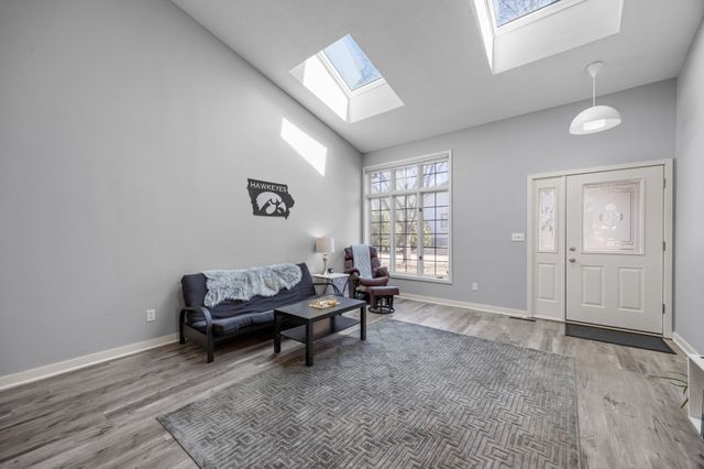 828_Westside_Dr (5 of 39)