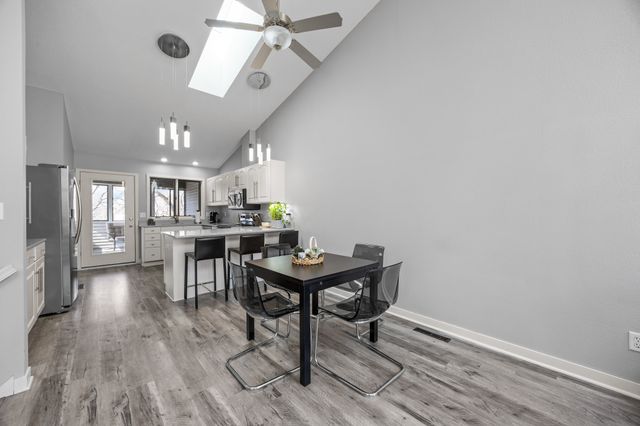 828_Westside_Dr (9 of 39)