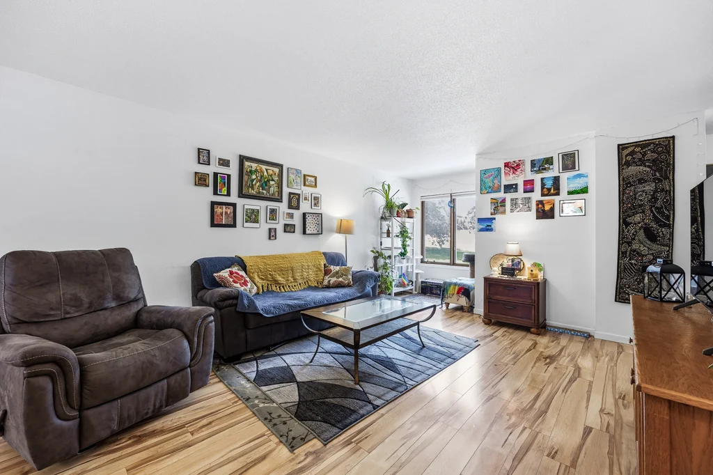 904_Westside_Dr-03