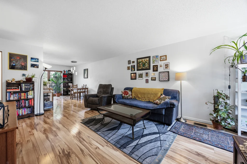 904_Westside_Dr-04