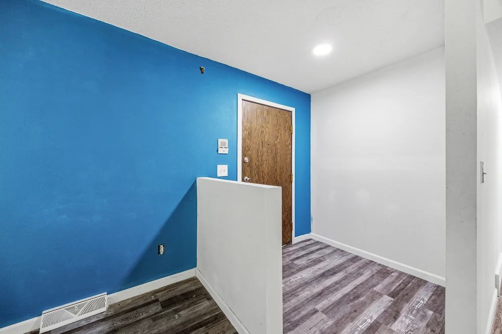 1512_1st_Ave_103B-03