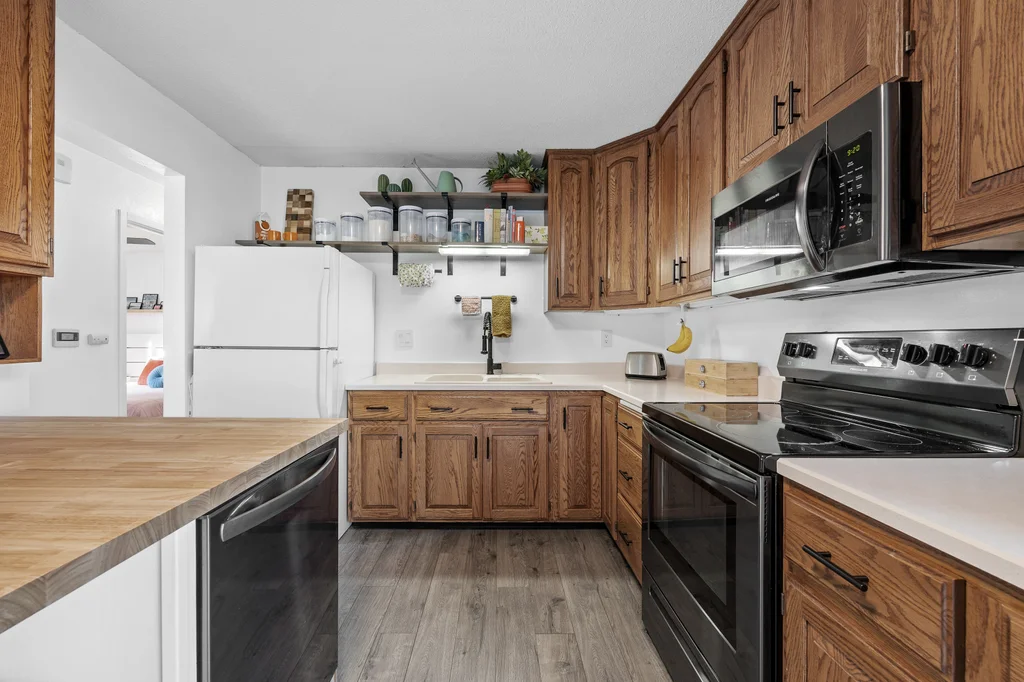 2520_N_Ave_NW (8 of 25)