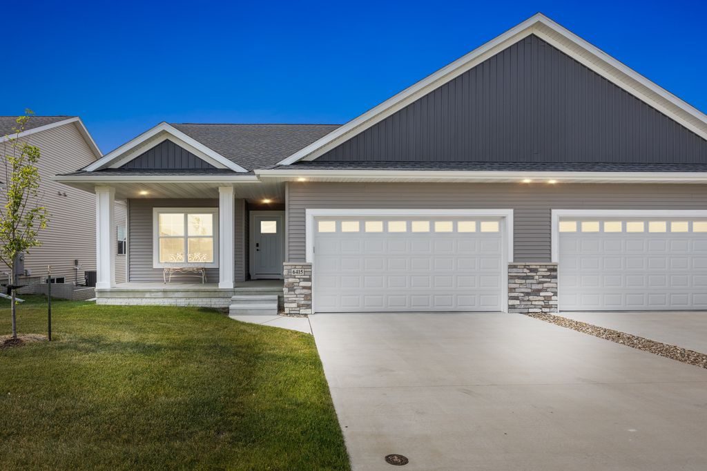 6415_Rookwood_Ln (2 of 41)
