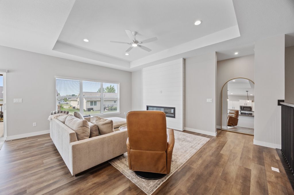 6415_Rookwood_Ln (4 of 41)