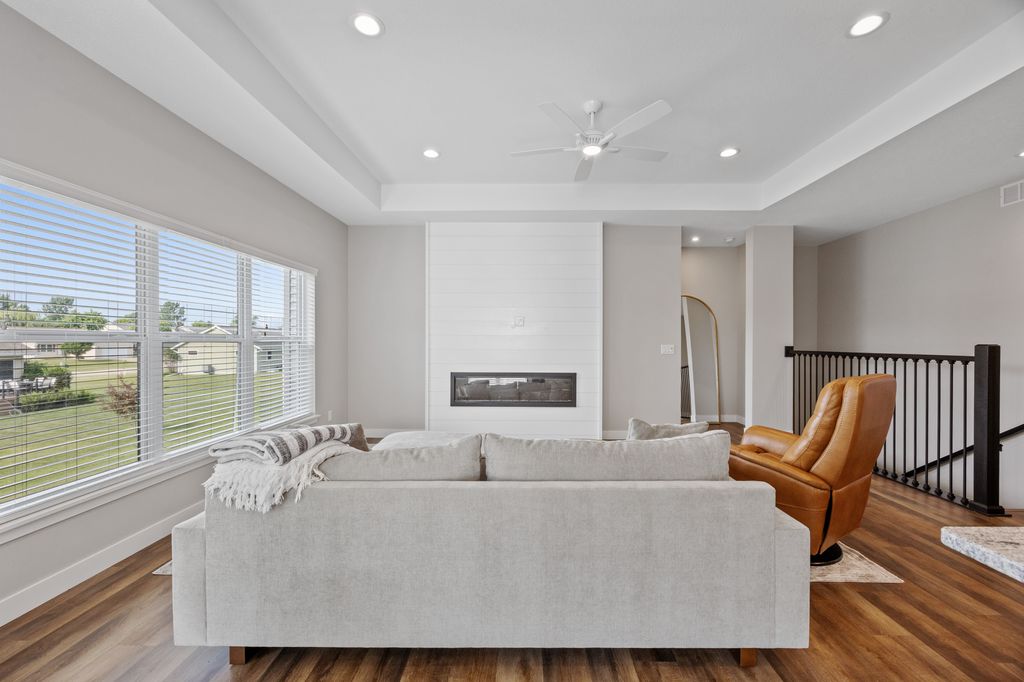 6415_Rookwood_Ln (5 of 41)