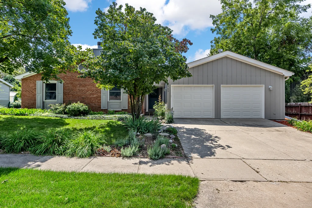1205_Brookwood_Dr-01