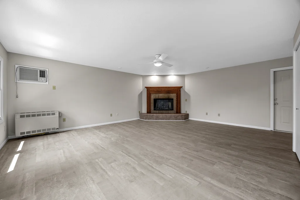 1205_Brookwood_Dr-04