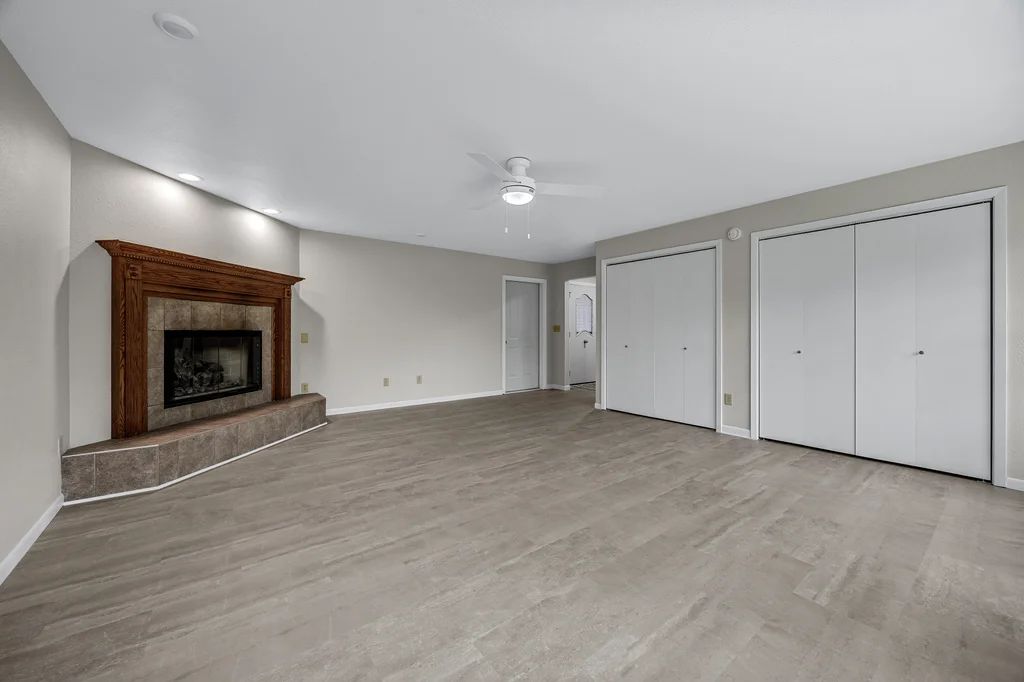 1205_Brookwood_Dr-05