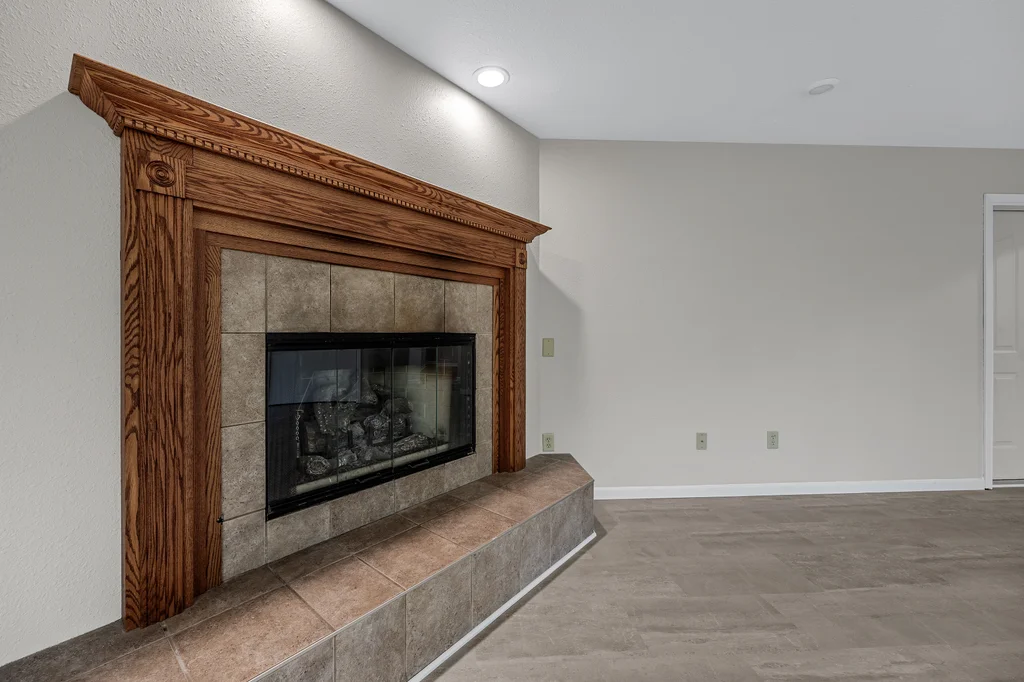 1205_Brookwood_Dr-06