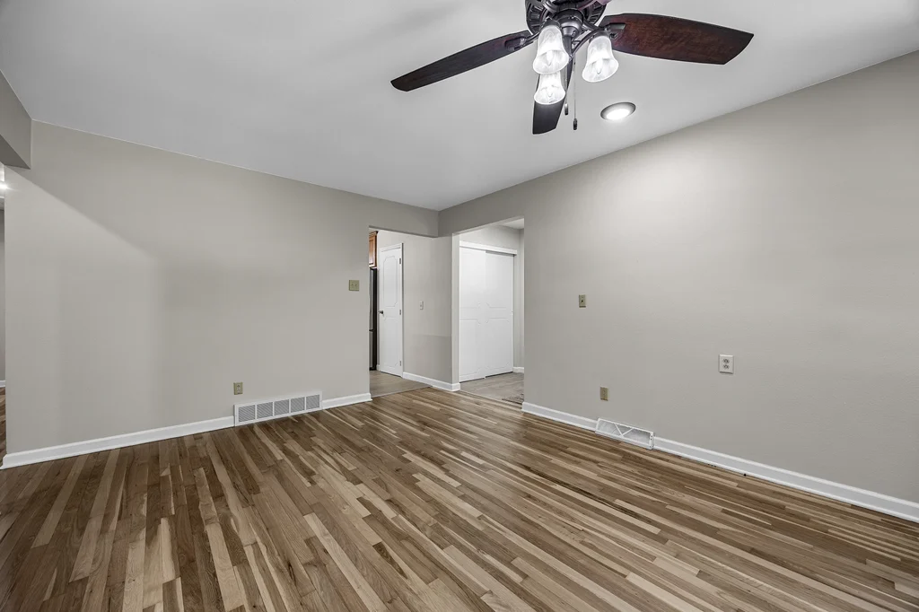 1205_Brookwood_Dr-10