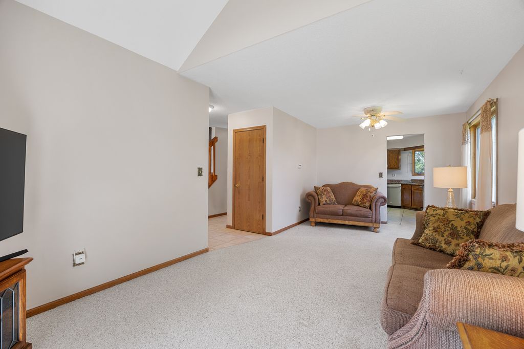 1312_Prairieview_Dr (5 of 25)