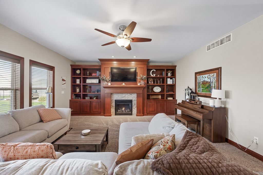 265_White_Pine_Cir-06