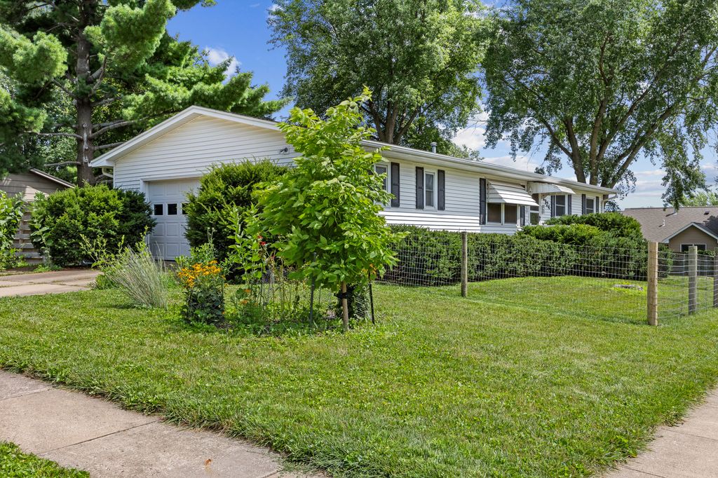 2124_Palmer_Cir (2 of 32)
