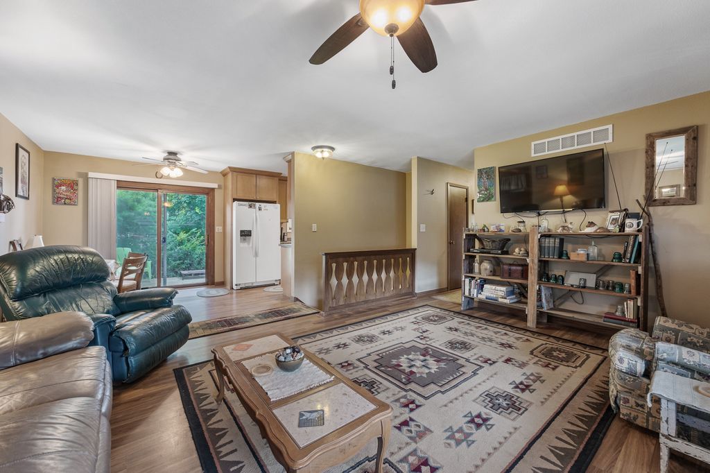 2124_Palmer_Cir (8 of 32)