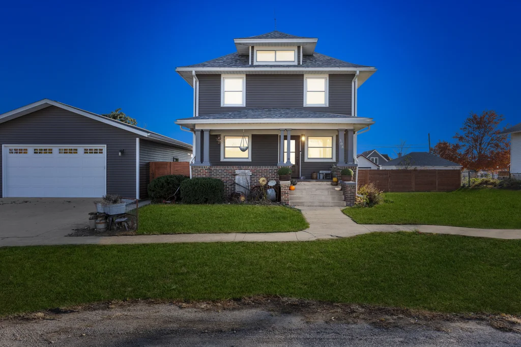 503_2nd_St_E (1 of 31)