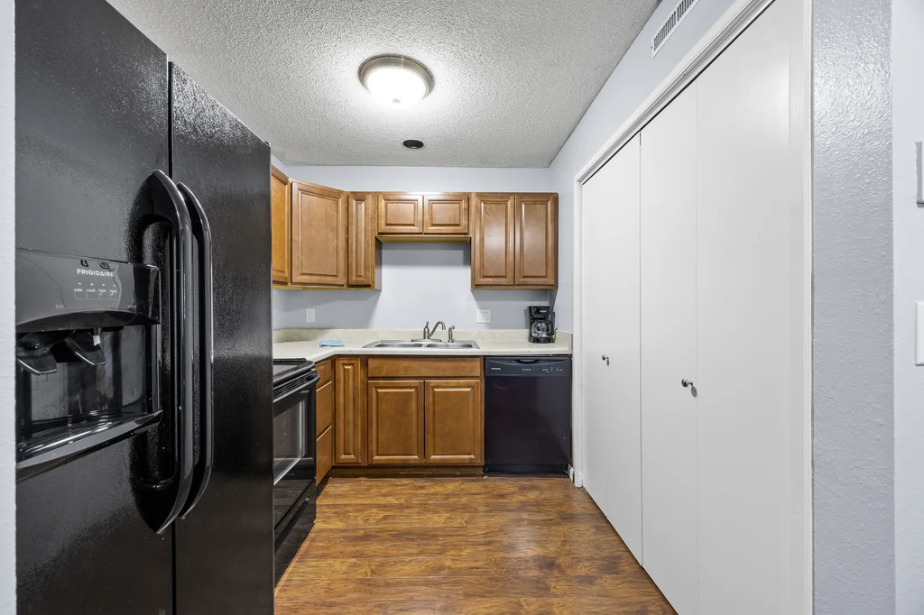 142_Elm_Ridge_Dr (8 of 20)