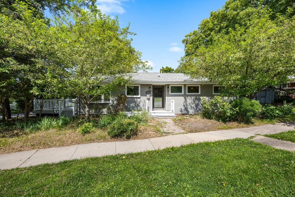 1825_Morningside_Dr-01