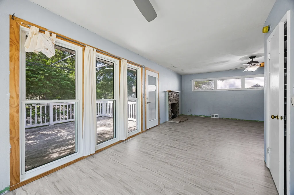 1825_Morningside_Dr-09