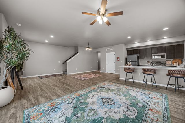 282_Kenneth_Dr (7 of 35)