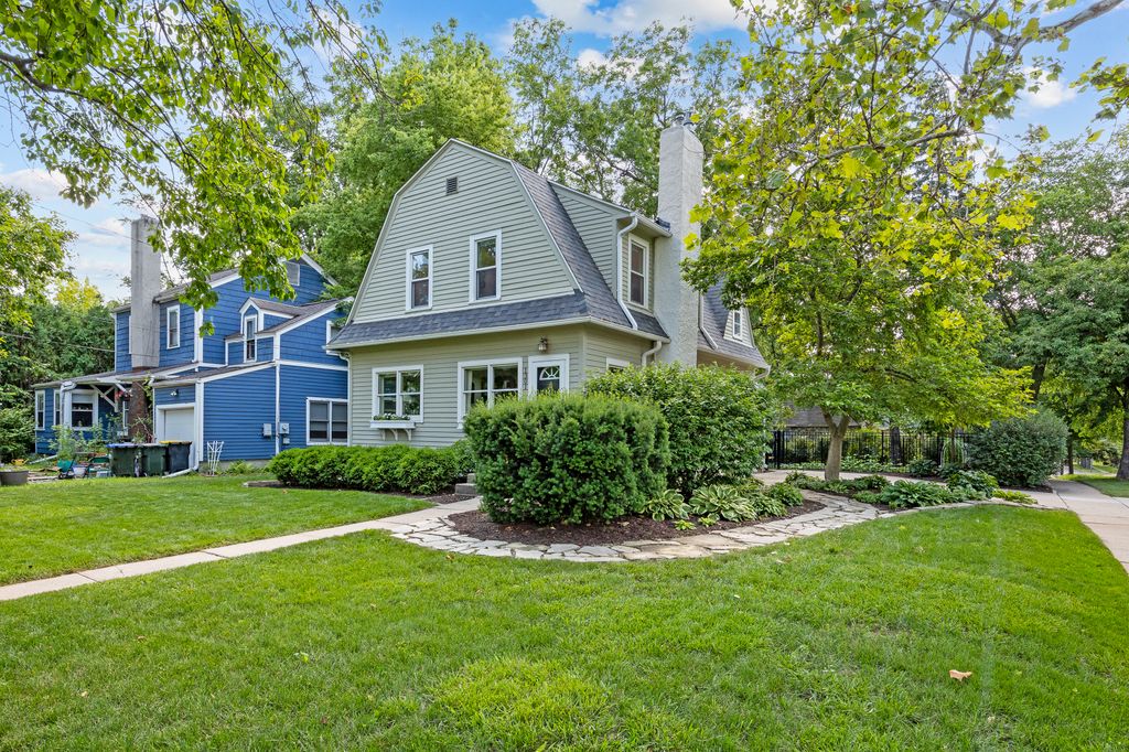 1301_Yewell_St (2 of 25)