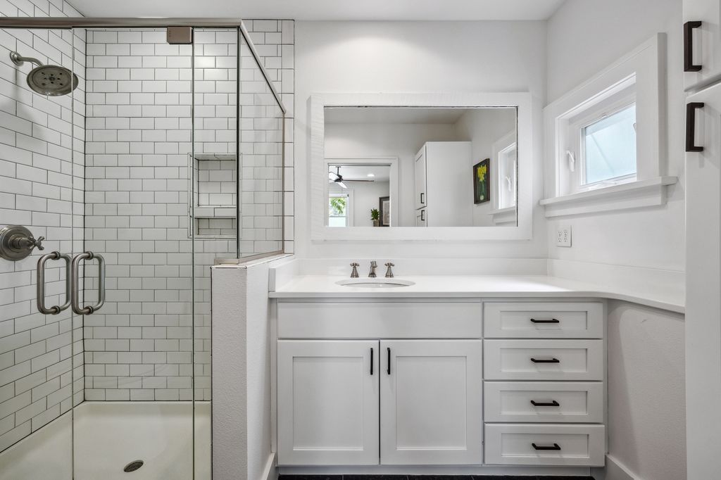 1301_Yewell_St (9 of 25)