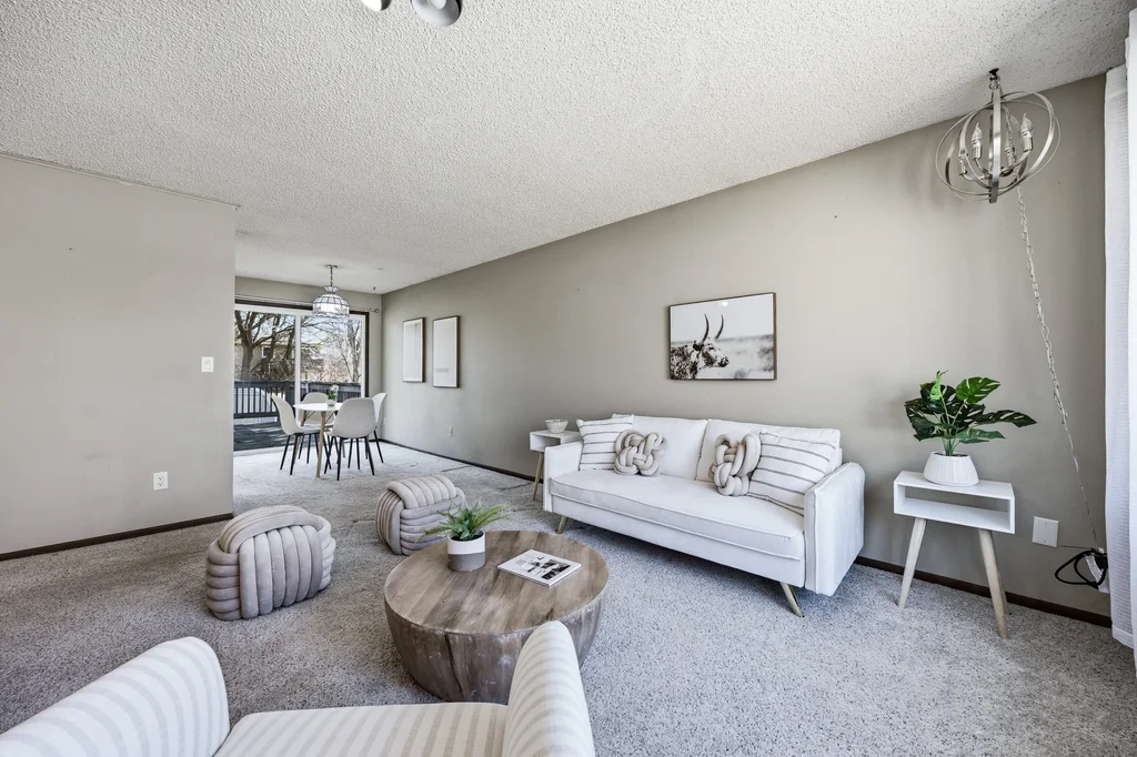 2248_Russell_Dr (8 of 32)