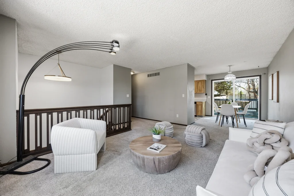 2248_Russell_Dr (9 of 32)