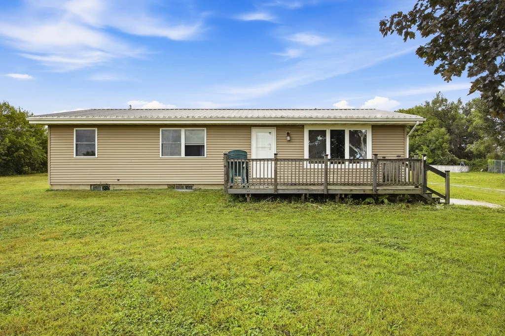 14262_270th_Ave-01