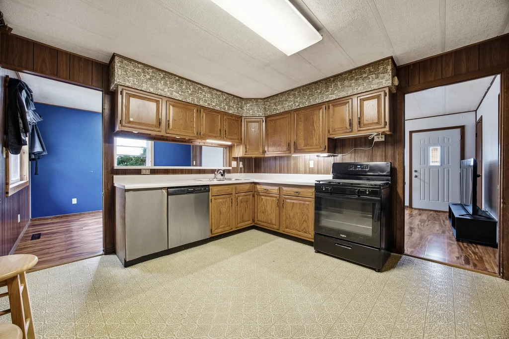 14262_270th_Ave-09