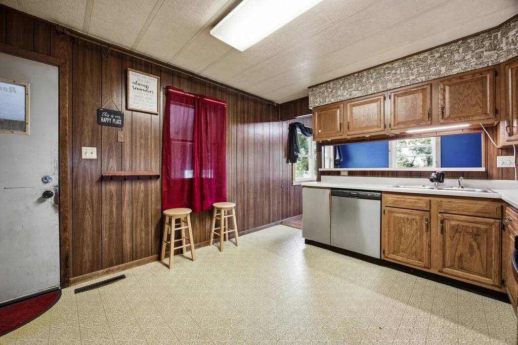 14262_270th_Ave-10