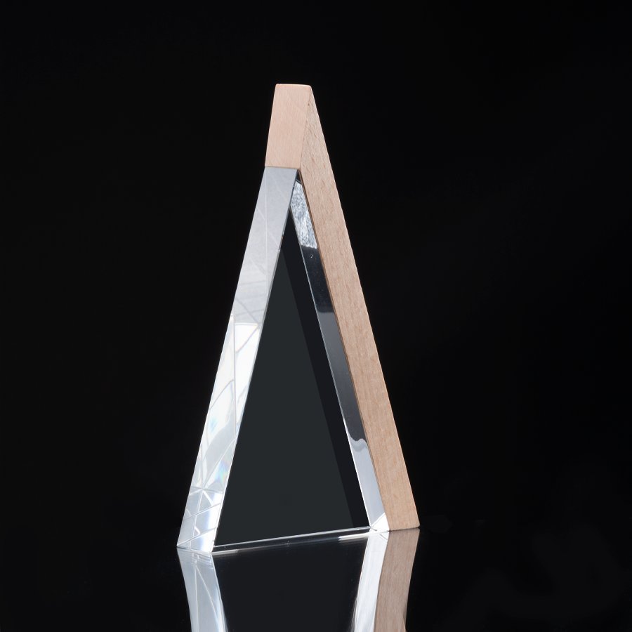 Trofeo Galvano de Madera y Cristal «Triangle» — vista 3 · GF Group