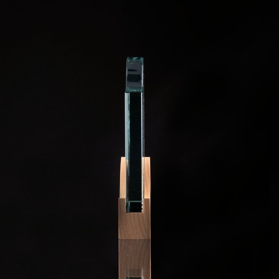 Trofeo Galvano de Madera y Cristal «Curve» — vista 5 · GF Group