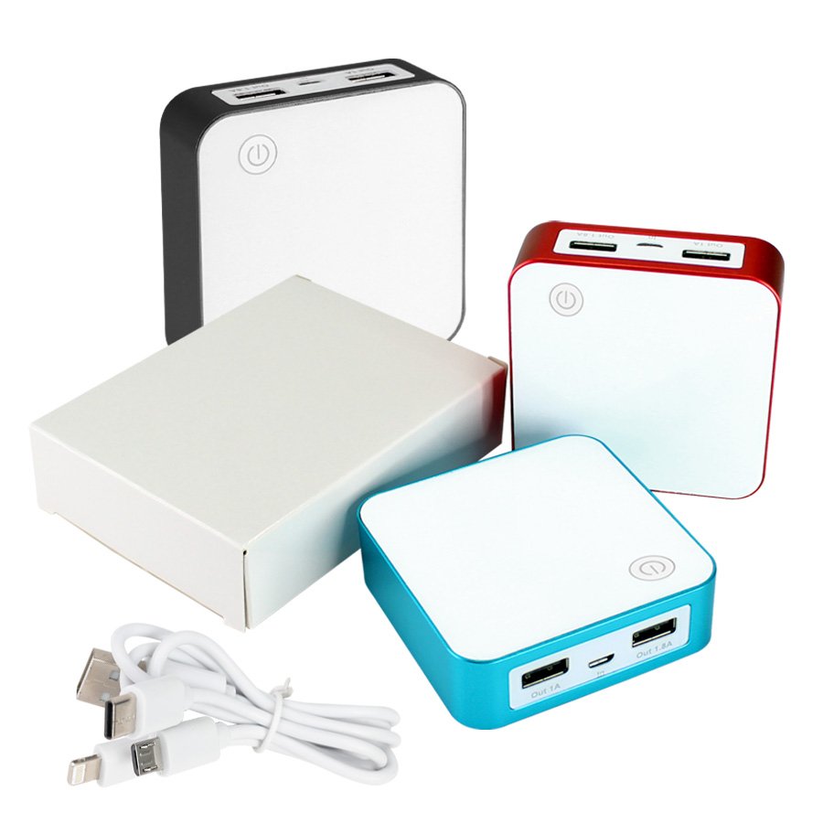 Cargador Deluxe Power Bank 8400mAh · GF Group