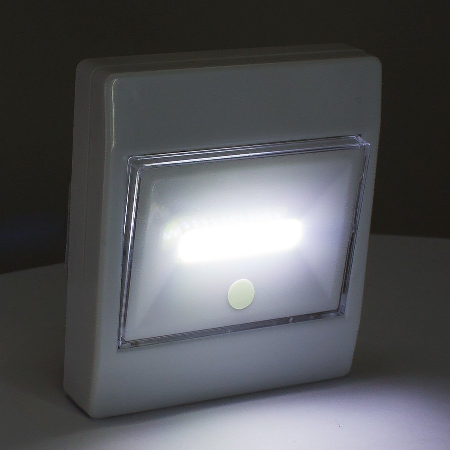 Luz LED de Emergencia — vista 3 · GF Group