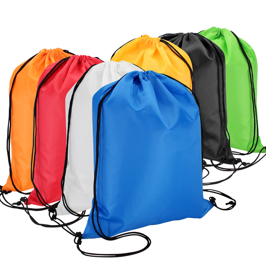 Mochila Tipo Morral de Poliéster — Bolsos y mochilas · GF Group