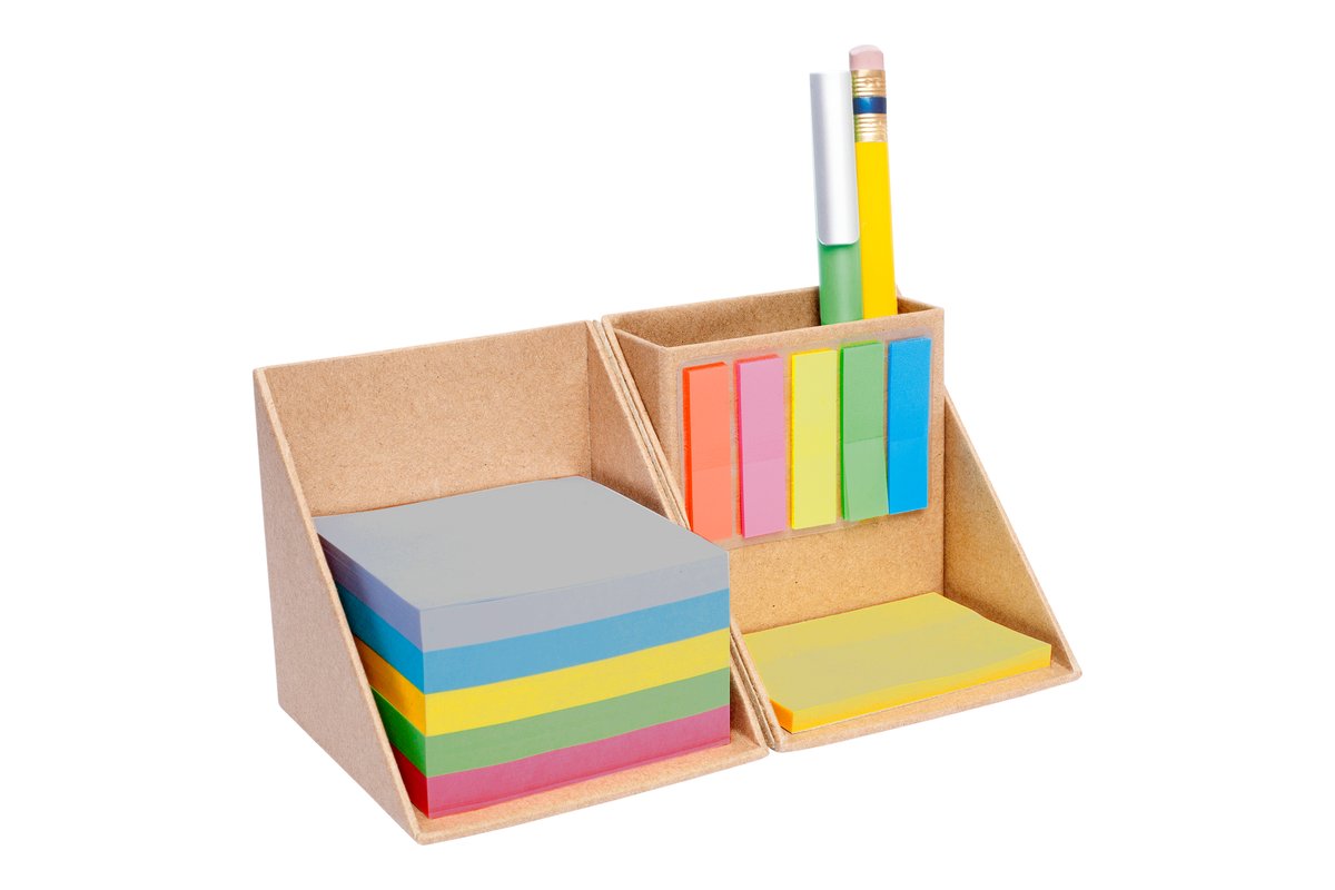 SET DE ESCRITORIO "SQUARE" · GF Group